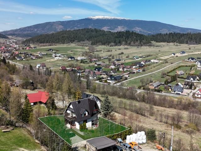 Przestronny dom z panoramicznym widokiem na Babią Górę