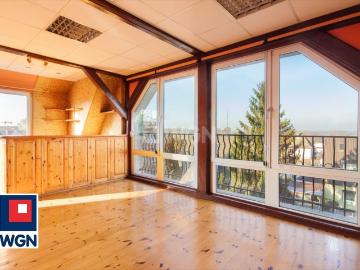 Urokliwy dom z panoramicznym widokiem i dużą przestrzenią