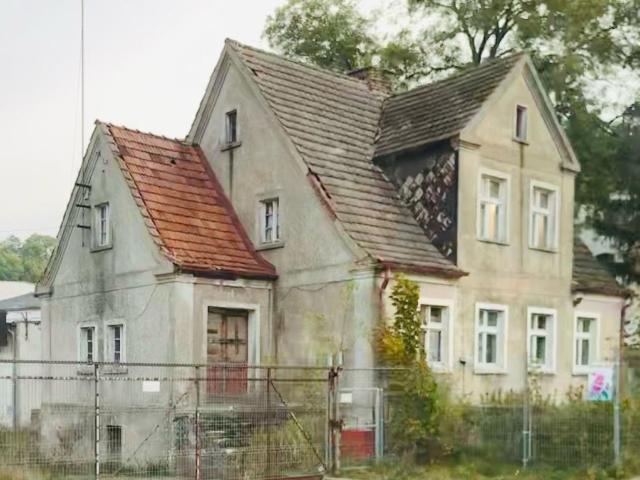 Przestronny dom z potencjałem, 240 m², blisko jeziora
