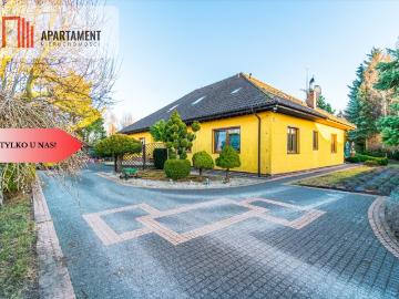 Przestronny dom z potencjałem, 268,99 m², ogród 1044 m²