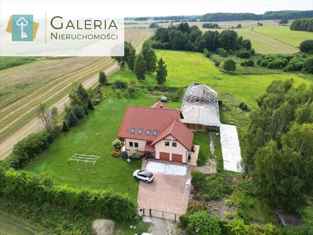 Polecam przestronny dom 400 m² na 0,48 ha w Zajączkowie