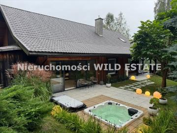 Przestronny dom z sauną, jacuzzi i dużym ogrodem