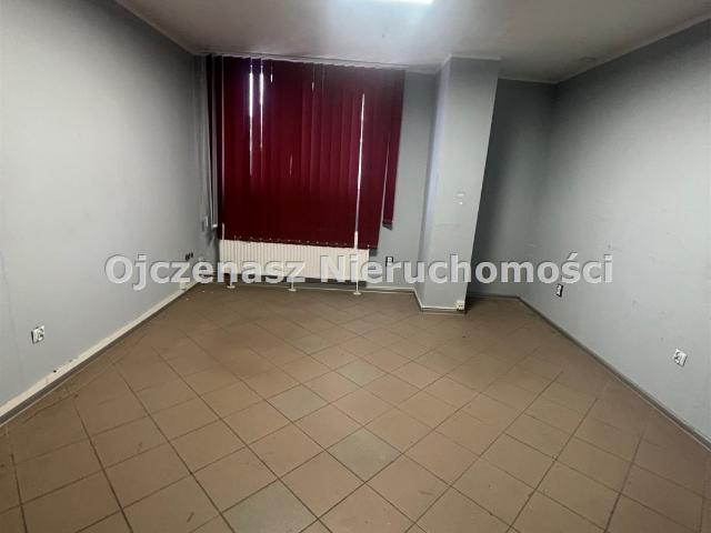Lokal użytkowy 400 m2 z biurami i halą polecam