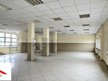 Przestronny lokal 400 m² w centrum Brodnicy z piwnicami