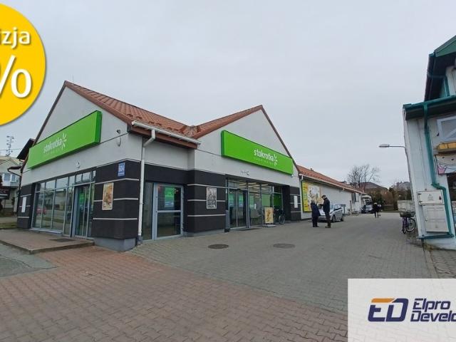 Przestronny lokal 54 m² przy supermarketach i urzędzie