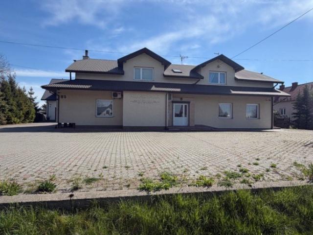 Na wynajem przestronny lokal 145 m² z dużym potencjałem
