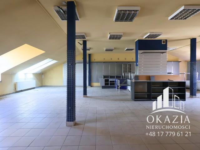 Przestronny lokal 200 m² w centrum Jarosławia z dużą witryną