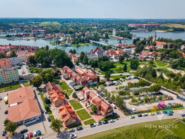 Przestronny lokal 273 m2 w centrum Mikołajek
