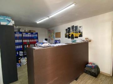 Przestronny lokal 280 m² z pełnym wyposażeniem i elastycznym układem