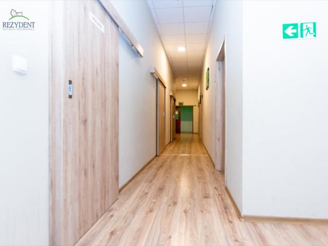 Przestronny lokal 380 m2 z dużymi możliwościami aranżacji