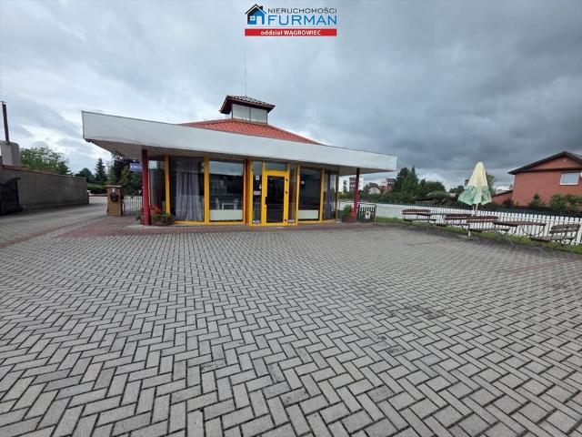 Przestronny lokal usługowy 163 m² w Wągrowcu zapraszam
