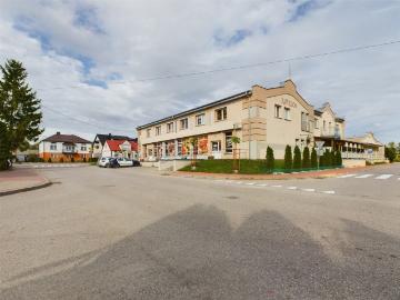 Przestronny lokal usługowy 200 m² w centrum Andrzejewa