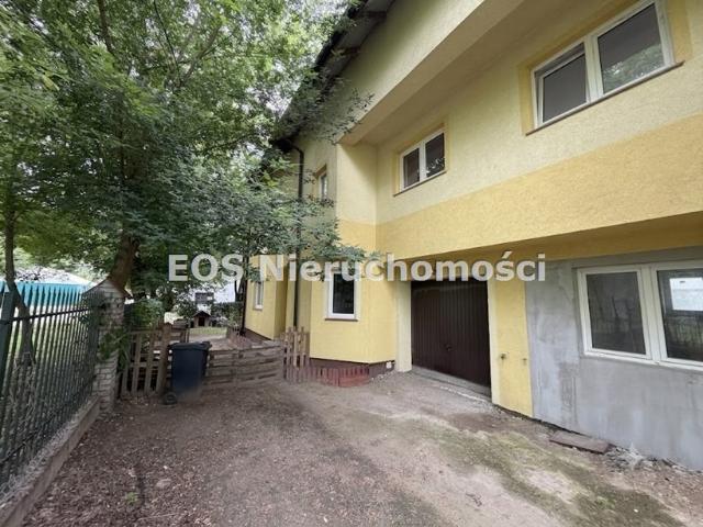 Do sprzedania przestronny lokal 219 m² z potencjałem na działalność