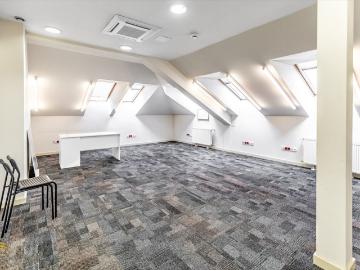 Przestronny lokal biurowy 55,96 m2, klimatyzacja, parking