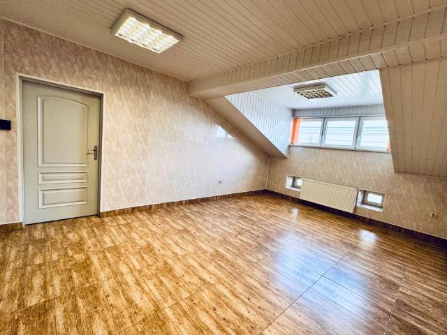 Przestronny lokal biurowo usługowy 43,3 m2, klimatyzacja zapraszam