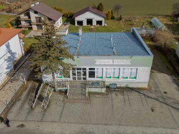 Przestronny pawilon handlowo usługowy 650 m² z parkingiem