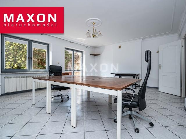 Przestronny segment 225 m² z garażem i balkonami