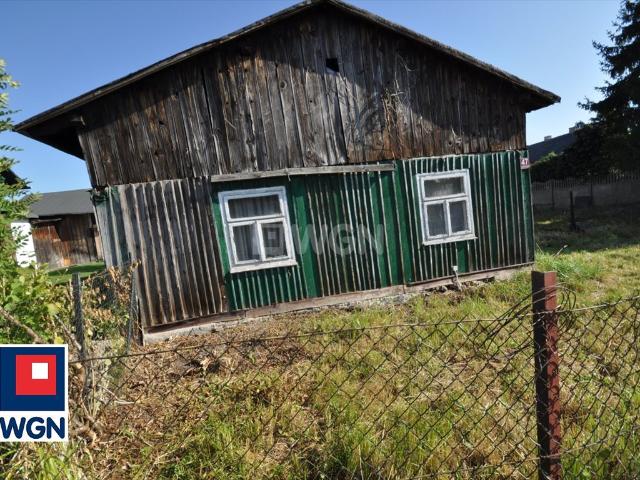 Zapraszam do domu z dużym potencjałem na działce 2400 m² w Przerąbie