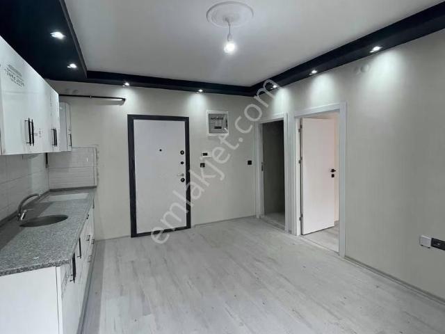 Pt Büyükdere Mahallesi Üniversite Yakını Satılık 1+1 Daire