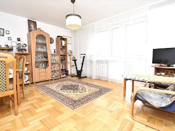 3 pokojowe mieszkanie z balkonem i dużą piwnicą