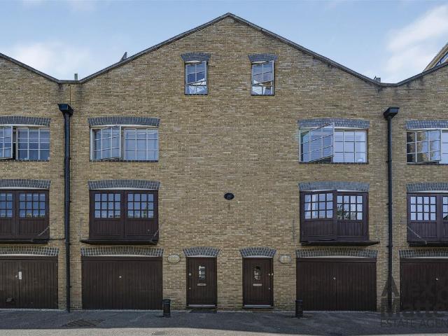 Pump House Close, Rotherhithe SE16, 4 bed property to rent, £4,750 pcm | PrimeLocation