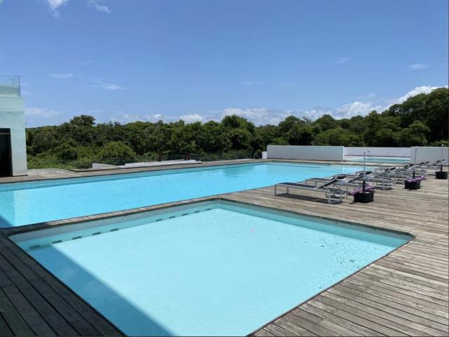 PUNTA TIBURON, Departamento en VENTA con vista al campo de golf y alberca, 3 recamaras