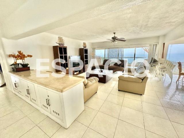 PUNTA BRISA, DEPTO 300 M2 + 2 E, 4 REC. 4 BAÑOS, GRAN TERRAZA, VISTA AL MAR