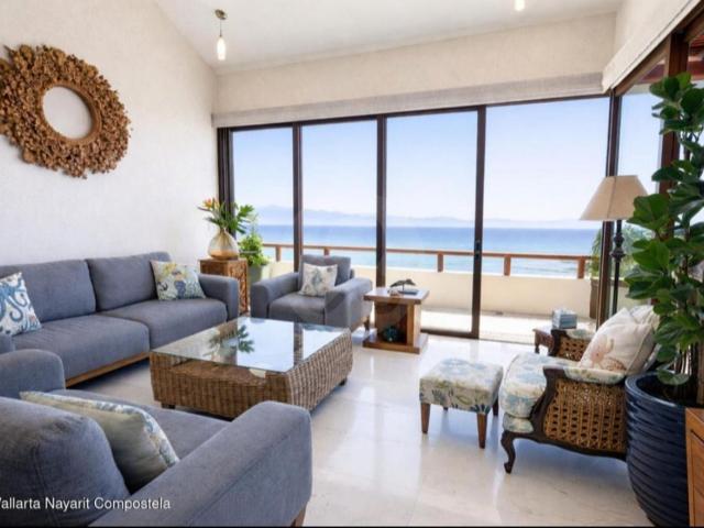PUNTA ESMERALDA