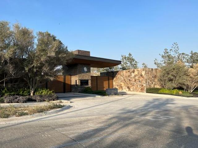 Terreno en Venta ubicado en Zapopan, Jalisco Punta Loma, Lote 14