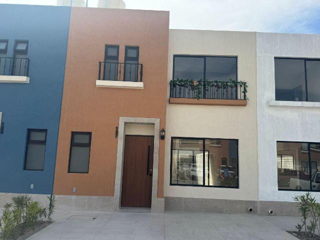 Punta Mixe casa nueva en renta con casa club