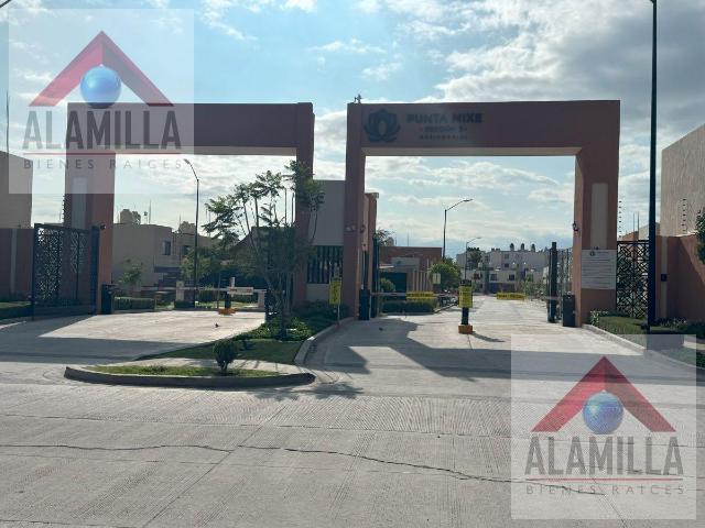 Punta Mixe Depa en privada con casa club