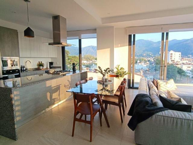 Punto Madeira Versalles luxury 3 bedroom condo