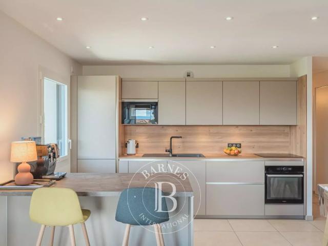 Publier Appartement Type 4 de 90 m² Vue Lac 2 Garages 3 Chambres