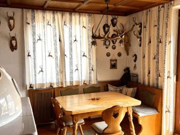 Puch: Wohnung mit Untersbergblick im Zweifamilienhaus
