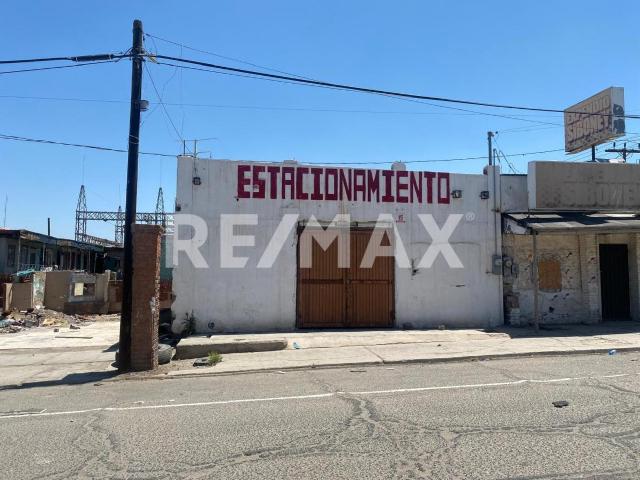 Pueblo Nuevo Bodega en Venta
