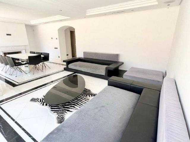 Middle Floor Apartment in Puerto Banús