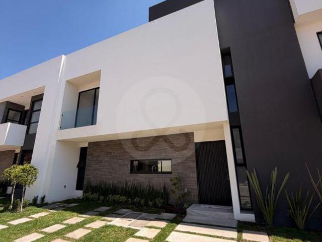 Puerta Metepec: Casa en venta en La Providencia