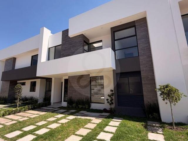 Puerta Metepec: Casa en venta en La Providencia