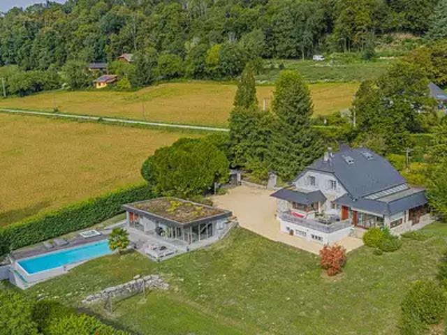 Pugny Chatenod 73100 Achat / Vente maison 8 pièces t8 au dernier étage