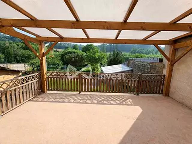 Puilly et Charbeaux 08370 Achat / Vente maison 8 pièces t8 terrasse parking