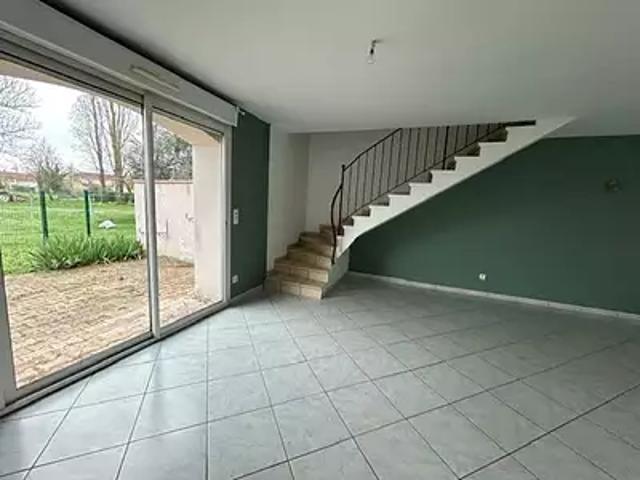 Pujo 65500 Location maison 4 pièces t4