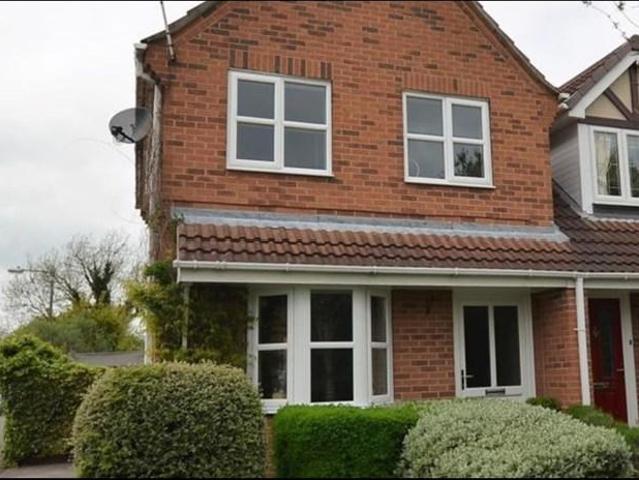 Pulborough Gardens, Derby, DE23 3 bed semi detached house to rent £1,150 pcm £265 pw