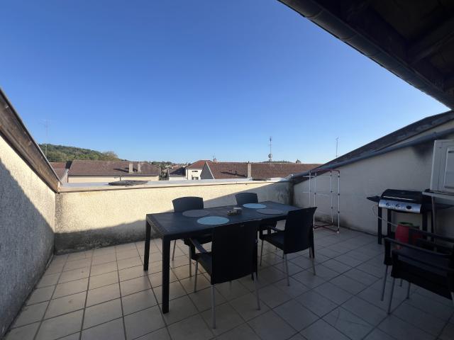 PULLIGNY 15 MN DE NANCY SUD: APPARTEMENT T3 AVEC TERRASSE