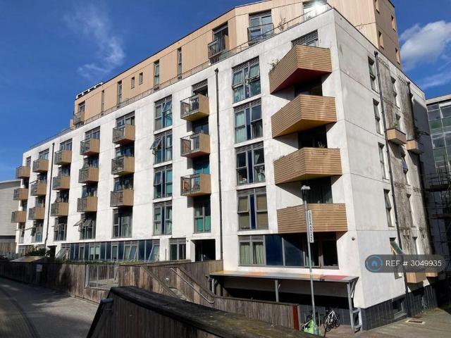 Pullman Haul, Brighton, BN1 1 bed flat to rent £1,300 pcm £300 pw