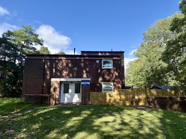 Purbeck Dale, Dawley TF4, 2 bed flat to rent, £660 pcm | PrimeLocation