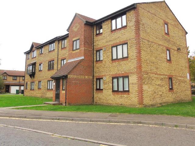 Purbeck house, Watford WD18 2 bed flat to rent £1,425 pcm £329 pw