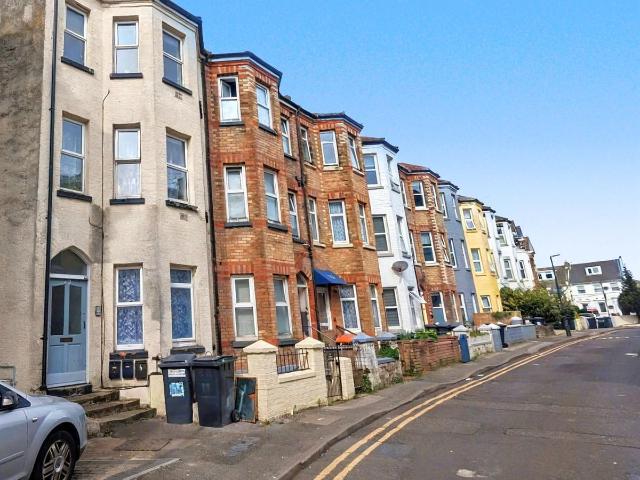 Purbeck Road, Bournemouth BH2, 2 bed flat to rent, £1,165 pcm | PrimeLocation