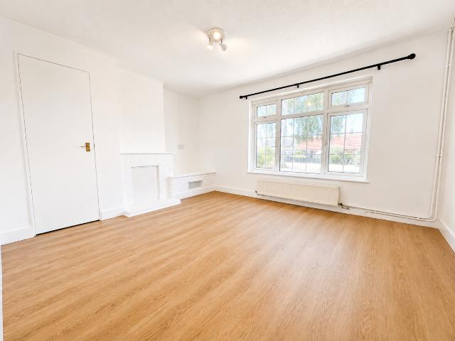 Purcell Close, Basildon SS15, 1 bed bungalow to rent, £1,300 pcm | PrimeLocation
