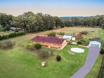 Pure Freedom, Ultimate Privacy in Theresa Park