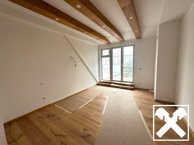 Purer Luxus auf Zwei Etagen Exklusive Eigentumswohnung und Badener Stadtvilla